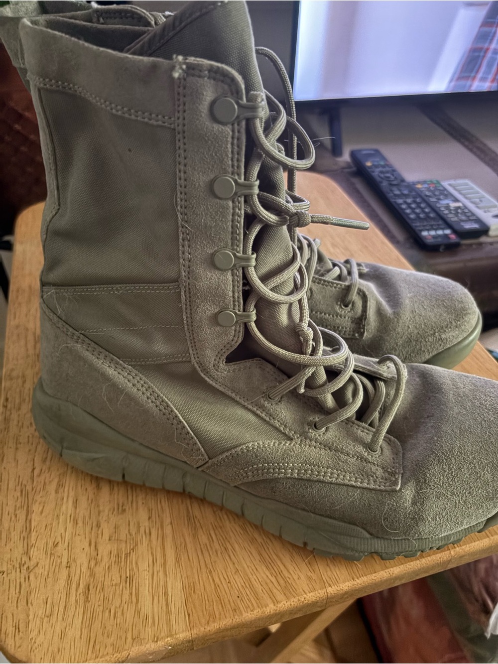 Nike Olive Green High-Top Lace-Up Boots